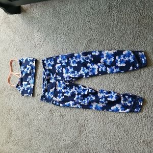 Old Navy activewear set